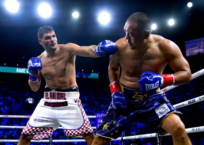 [FOTO] Filip Hrgović pobijedio Zhanga Zhileija nakon 12 rundi; ali što je sve preživio, treba mu skinuti kapu i čestitati