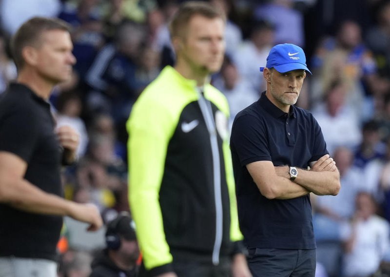 Leeds vratio Chelsea na tvorničke postavke, Brighton zakucao Čekićare za dno Premier lige
