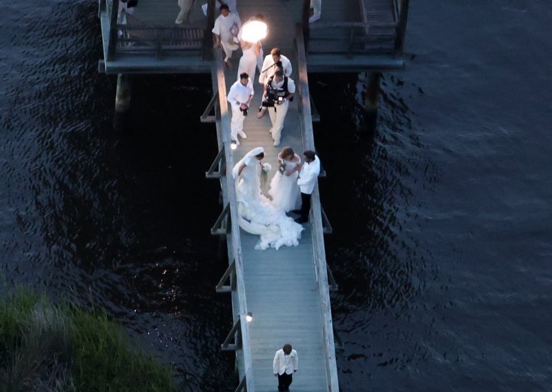 Svi detalji 400 tisuća dolara vrijednog vjenčanja Jennifer Lopez i Bena Afflecka u Georgiji