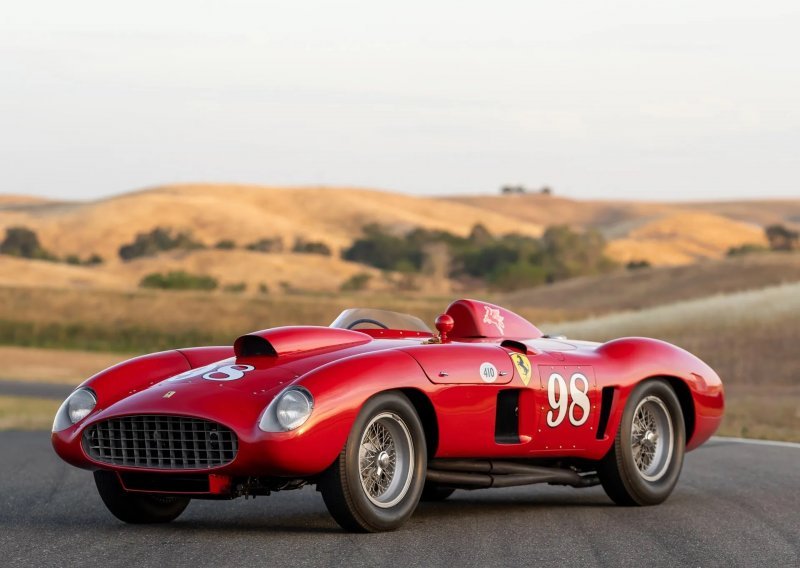 [FOTO/VIDEO] Karizmatični Ferrari 410 Sport Spider by Scaglietti iz 1955. prodan za 22 milijuna dolara