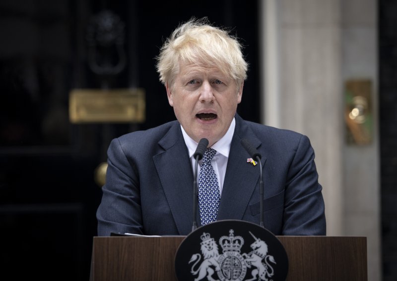 Boris Johnson u Kijevu povodom Dana neovisnosti, Zelenski mu uručio najviše ukrajinsko odličje