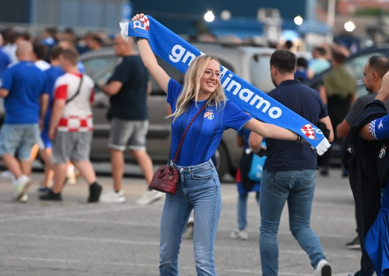 [FOTO] Dolazak tisuća navijača na Maksimir je dokaz da je pred nama utakmica sezone; pogledajte atmosferu uoči dvoboja s Norvežanima