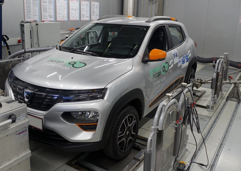 [FOTO] Dacia Spring sjajno prošao na Green NCAP testiranjima: U tri od četiri testa maksimalni bodovi