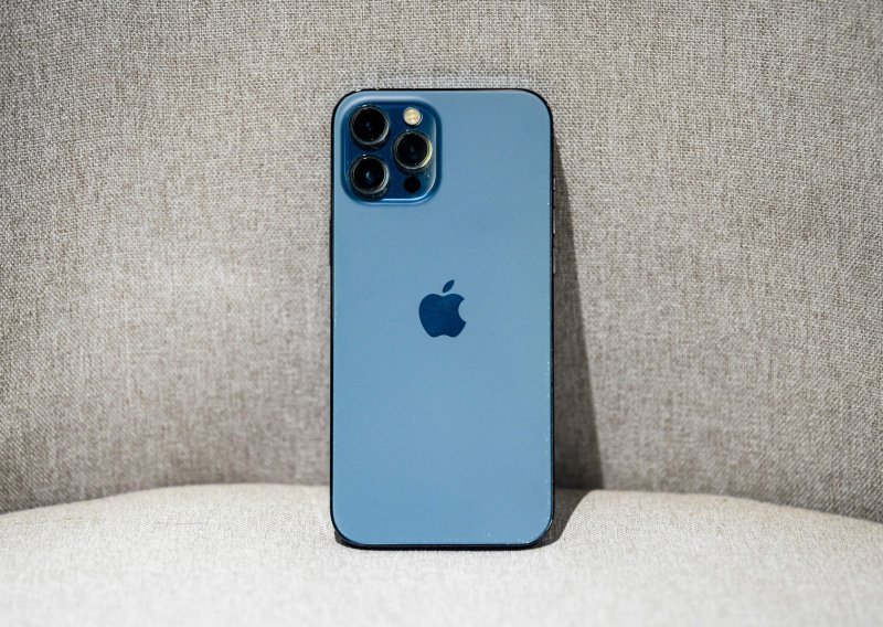 Apple će se riješiti 'zubića' na novom iPhoneu, evo kako