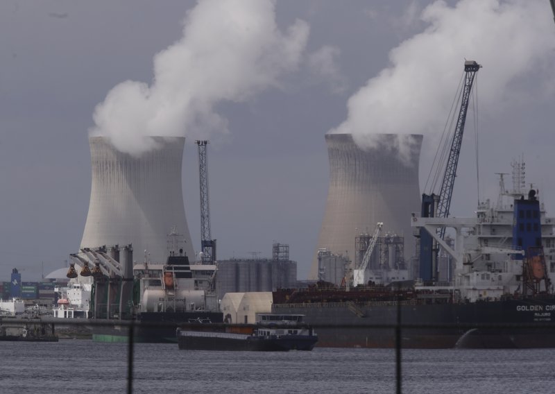 Energetska kriza potiče povratak nuklearne energije diljem svijeta; žestoke rasprave u EU