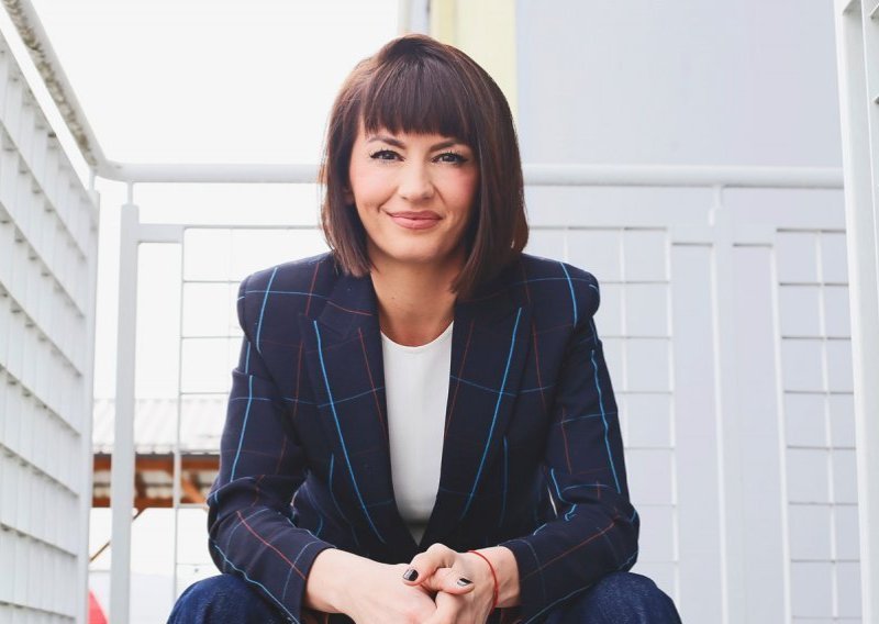Ivana Paradžiković objavila veliku novost: 'Razbrčkao nam je živote, sve okrenuo naglavačke'