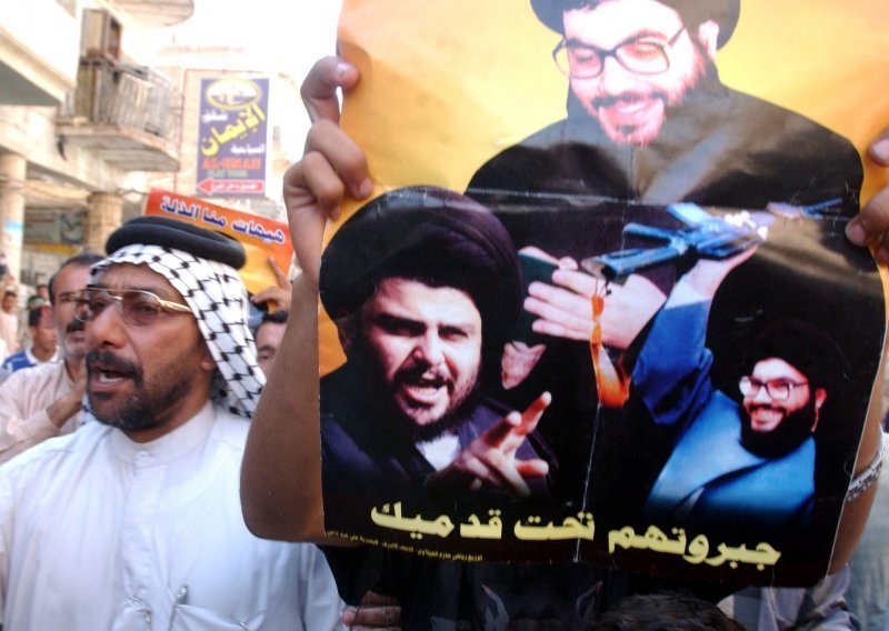 Bezvlašće u Iraku: Pristaše iračkog šijitskog vjerskog vođe Al-Sadra upali u u vladinu palaču u Bagdadu