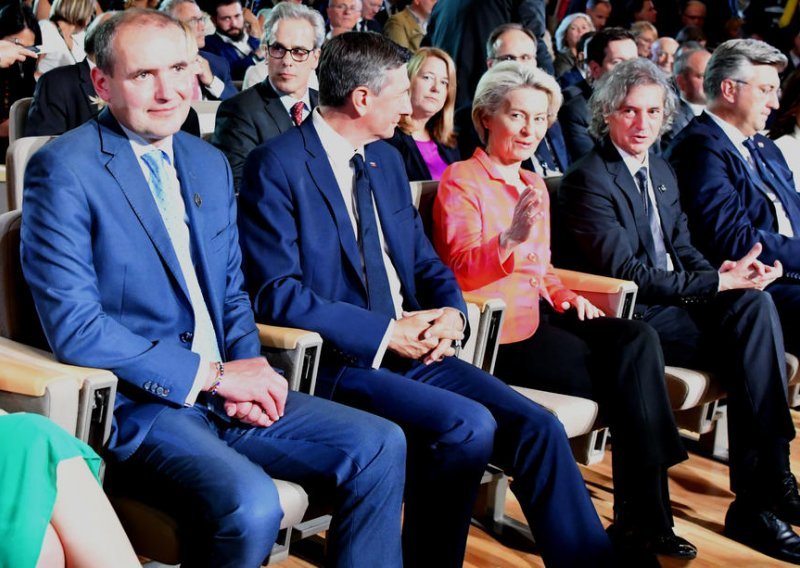 [FOTO] Von der Leyen na Bledu najavila reformu tržišta električne energije