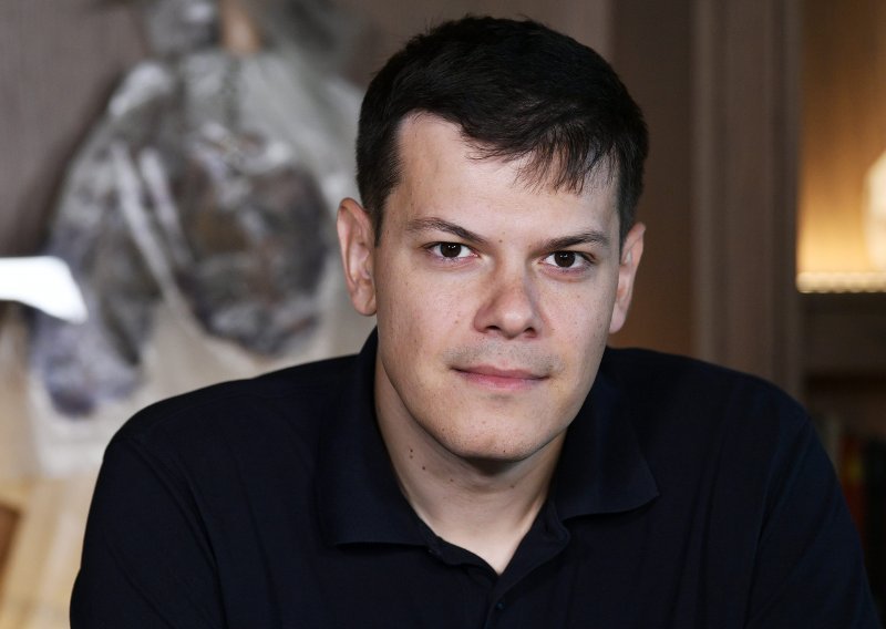 Vuk Vuković o recesijskim izazovima, euru, aferi Ina i poduzetničkom biti ili ne biti: 'Energetske tvrtke moraju preuzeti dio poskupljenja na sebe!'