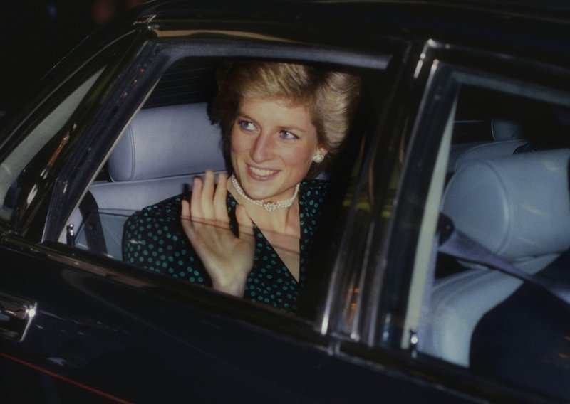 Prošlo je punih 25 godina od stravične pogibije princeze Diane, a događaja iz te tragične večeri, još uvijek se jasno sjeća pariški liječnik