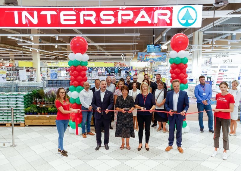 Nakon preuređenja ponovno otvoren INTERSPAR hipermarket u Retkovcu