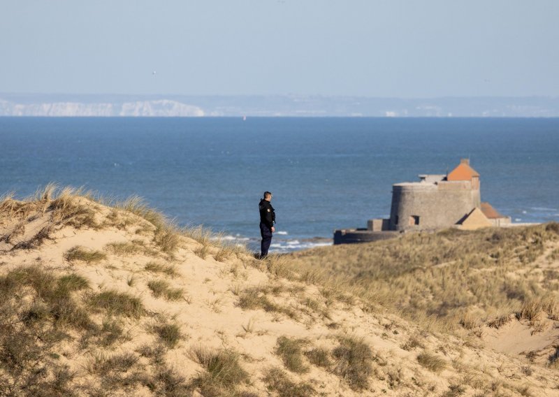 Francuzi začepili nos: Britanci ispuštaju kanalizaciju u La Manche, ugrožavaju zdravlje i morski život na obali