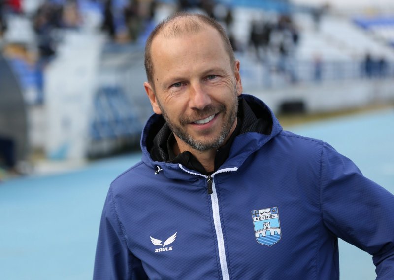 Osijek ima novog trenera; glavni čovjek kluba potvrdio tko će naslijediti Nenada Bjelicu iako devet godina nije bio u toj ulozi