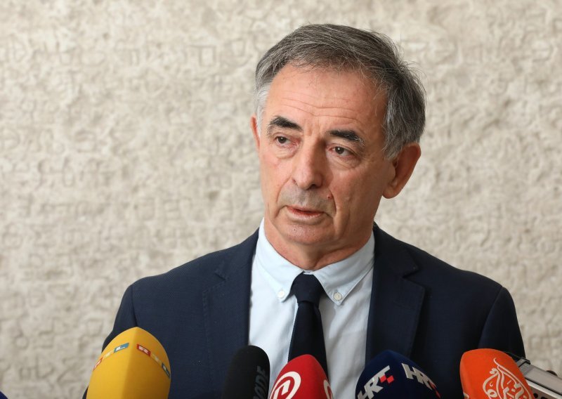 O padu broja Srba u Vukovaru oglasili se iz SDSS-a, Pupovac poručio: 'Važno je da je gradonačelnik Penava zadovoljan'
