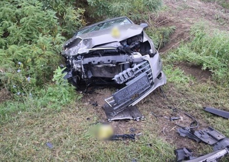 Pijani vozač izazvao nesreću u Slavoniji: Četiri osobe ozlijeđene, od toga dvoje djece