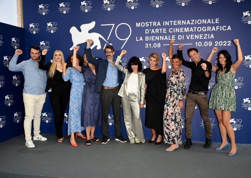 U Veneciji održana svjetska premijera 'Najsretnijeg čovjeka na svijetu': Ganuta publika film ispratila dugim ovacijama