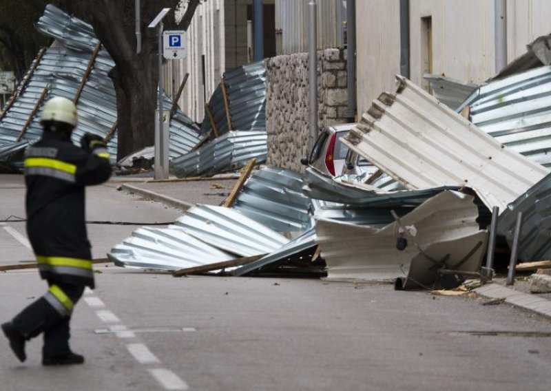 Ciklon Teodor opuštošio riječki gradski proračun