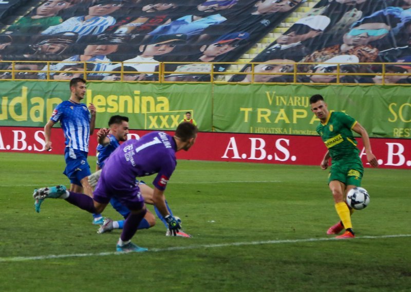 [VIDEO/FOTO] Lokomotiva došla do teške i bitne pobjede protiv Istre! Pogledajte golove za slavlje Lokosa na Aldo Drosini