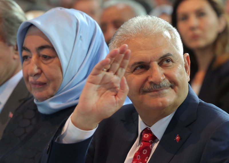Turska povukla zakon kojim bi se oslobađalo pedofile