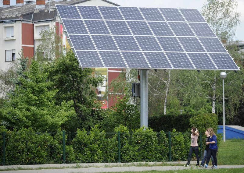 Što treba napraviti da ne plaćamo skupu energiju i je li HEP spreman za solare?