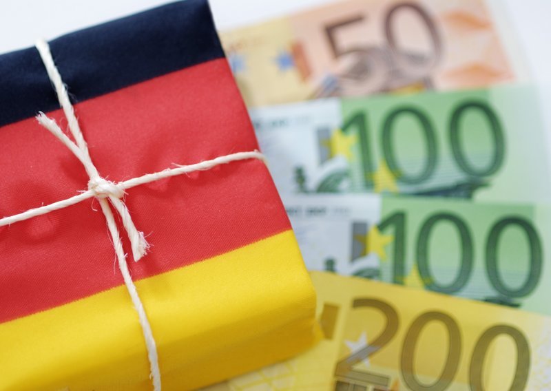 'Njemačko gospodarstvo klizi u recesiju'