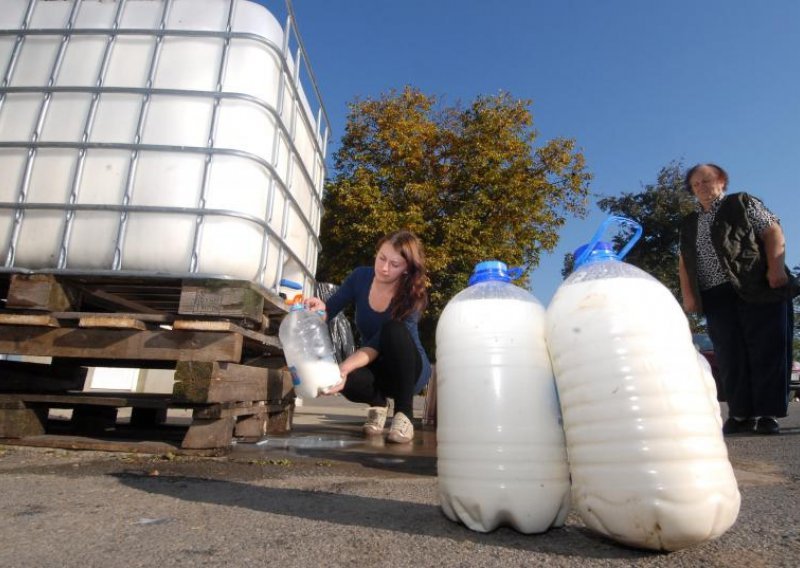 Farmers still not delivering milk