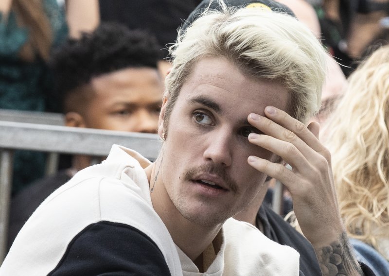 Justin Bieber privremeno prekida svjetsku turneju: 'Bit ću dobro, ali treba mi vremena da se odmorim i ozdravim'