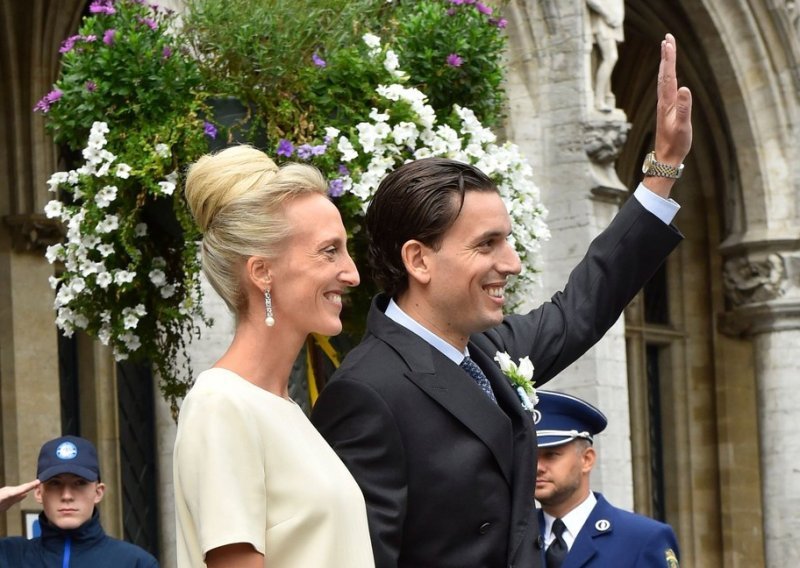 Nešto sasvim drukčije: Pogledajte minimalističku vjenčanicu u kojoj se udala belgijska princeza
