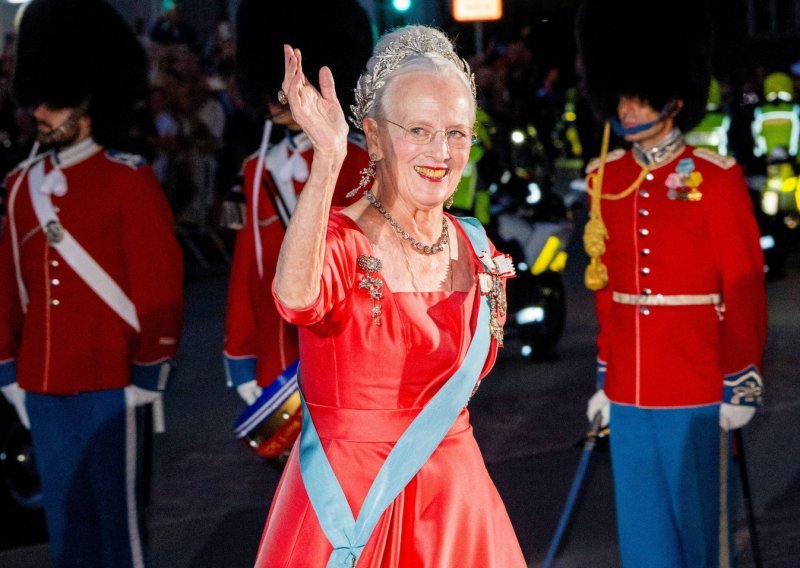 Danska kraljica oduzela unucima titule prinčeva i princeza