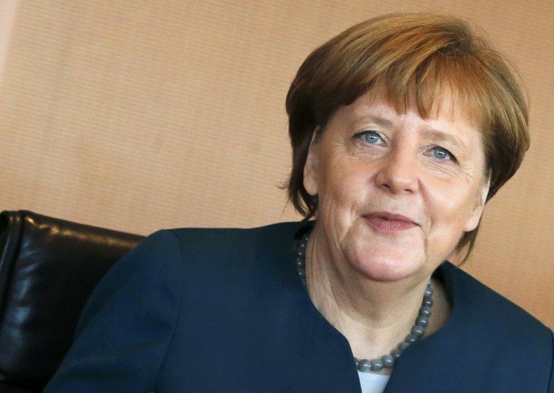 Merkel nakon izbora: ostajem pri svojoj politici