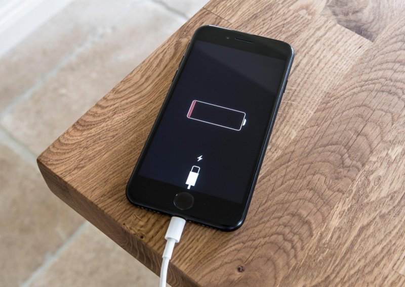 Baterija vašeg smartfona se prebrzo prazni? Ovo su mogući krivci