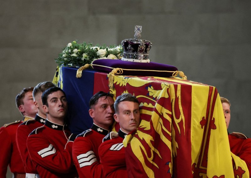 Najveće diplomatsko okupljanje posljednjih desetljeća: Tko je pozvan, a tko nije na kraljičin pogreb?