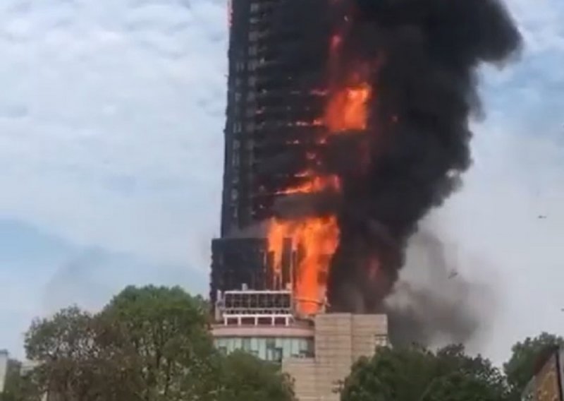 [VIDEO] Stravičan požar u zgradi kineskog državnog telekoma: Broj žrtava mogao bi biti velik