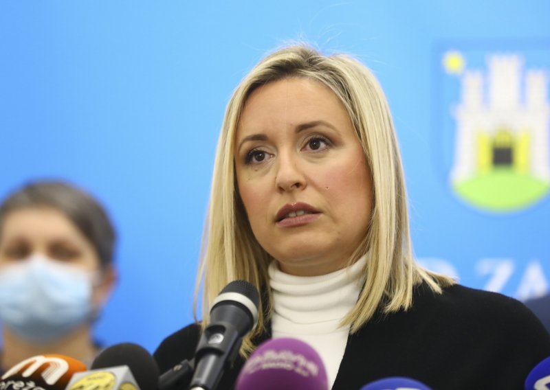 Nastavlja se osipanje SDP-a, klub napustila nezavisna vijećnica Dina Vasić: Gledati kako se ljudi 'kolju', totalno mi je neprihvatljivo