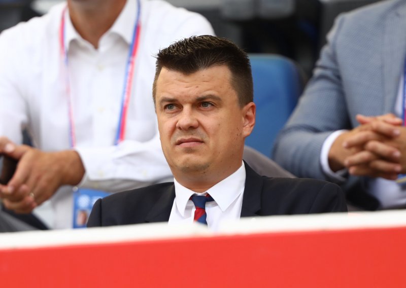 Zna se tko će biti trener Hajduka, a sportski direktor nije izdržao zbog popisa reprezentacije te je prozvao bivšu legendu kluba