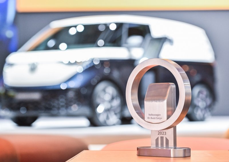 [FOTO/VIDEO] Volkswagen ID. Buzz Cargo osvojio nagradu 'Međunarodni kombi 2023.'