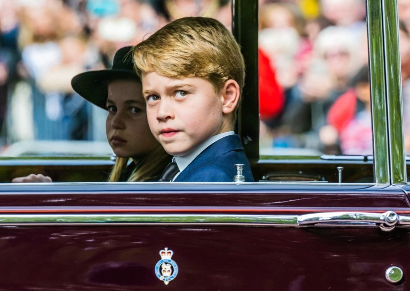 Ni budući kralj nije pošteđen: Nakon Louisa i Charlotte i princ George je postao viralni hit