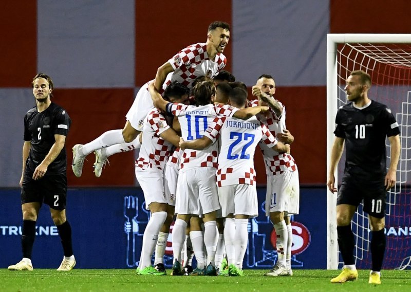 [FOTO] Velika pobjeda Hrvatske na rasprodanom Maksimiru! Vatreni svladali Dansku i preuzeli prvo mjesto u skupini