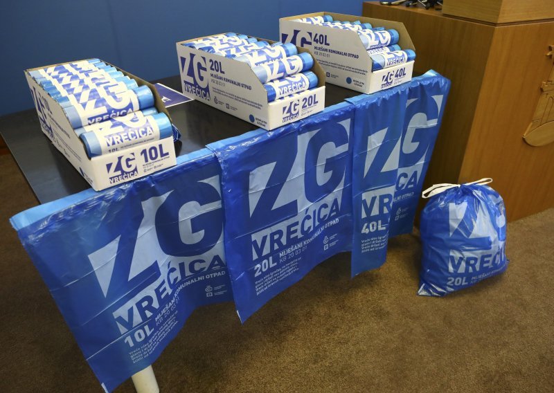 Iz Grada Zagreba o 'krivotvorenim' 'ZG vrećicama': Zagrebački holding zaštitio je dizajn za sve tri litraže