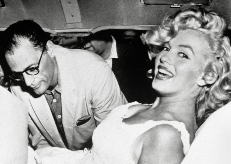 Punih 60 godina prošlo je od njezine smrti, no na imenu, liku i djelu Marilyn Monroe mnogi i dalje besramno zarađuju