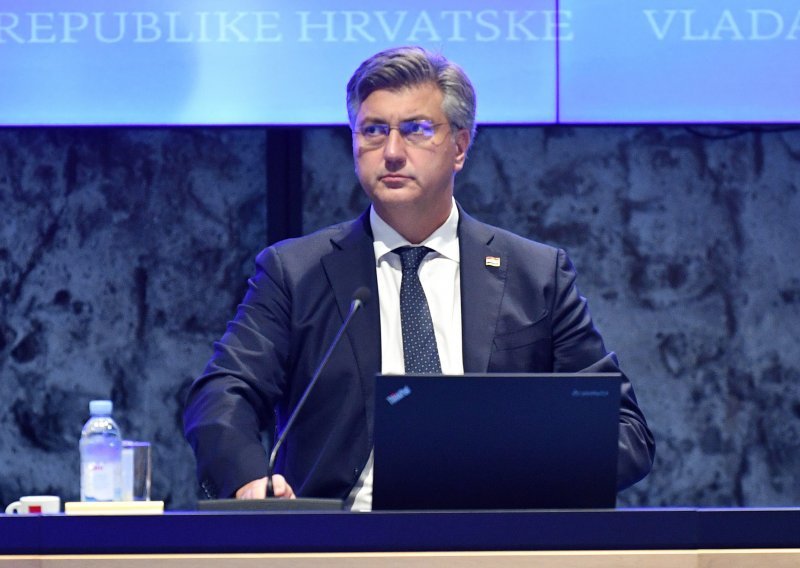 Plenković: Inicijativa EP-a o prekidu pregovora sa Srbijom je logična