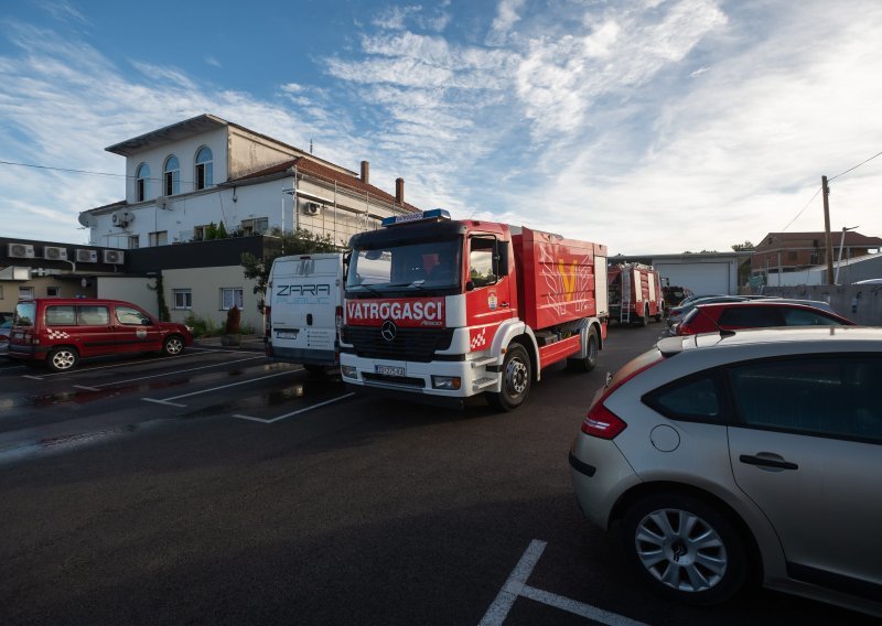 Požar u Zadru kod Dvi pumpe ugašen; nema ozlijeđenih