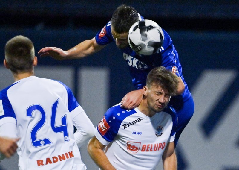 [VIDEO/FOTO] Zaustavi me ako možeš! Fascinantni Dinamo poput brzog vlaka juri prema novom naslovu prvaka. Pao je i Slaven...