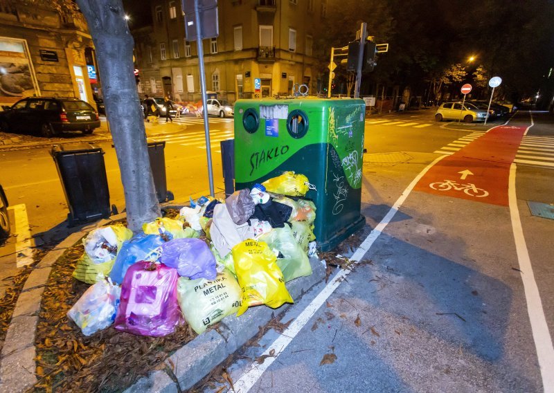 Grad Zagreb: Nedjeljom se ne odvozi miješani otpad, ne iznosite ga!