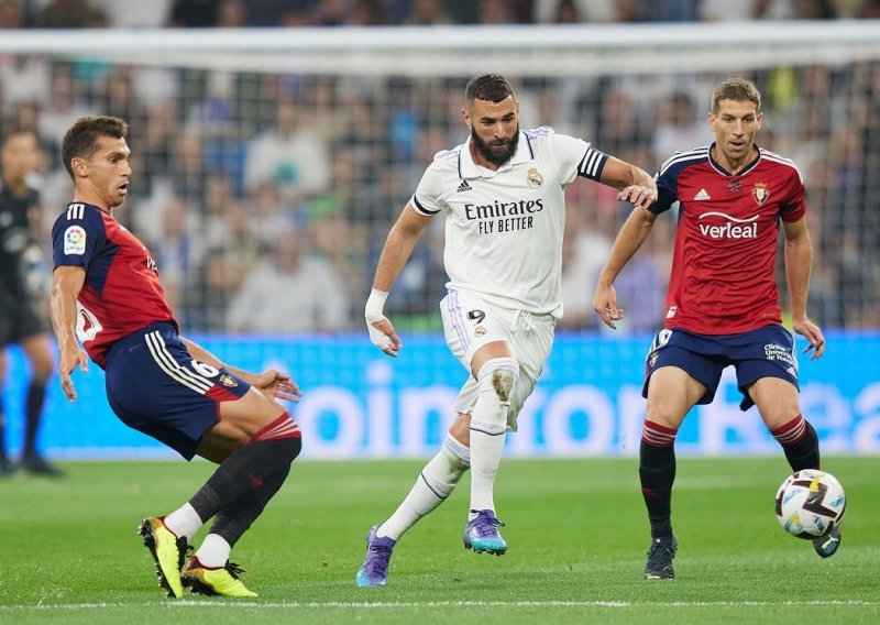 [FOTO] Osasuna s igračem manje u Madridu šokirala Real; Karim Benzema zapucao penal za pobjedu 'kraljeva'