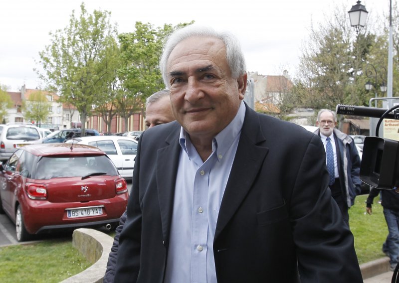 Strauss-Kahn tuži sobaricu koja ga je optužila za silovanje
