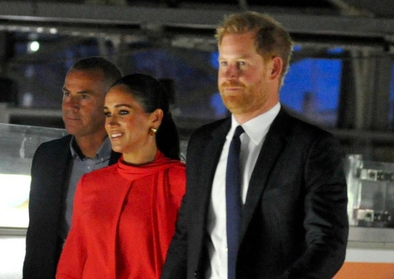 Dokaz bračne idile: Nasmijana lica princa Harryja i Meghan Markle otkrivaju koliko je par zaljubljen