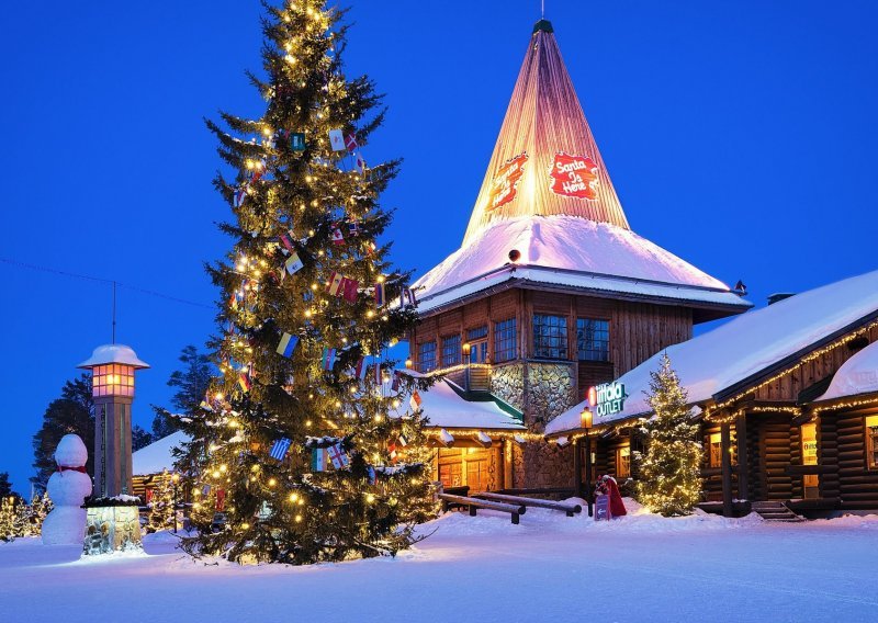 Svi znamo kako je 'stvoren' Djed Božićnjak, ali kako je dospio u finski Rovaniemi?