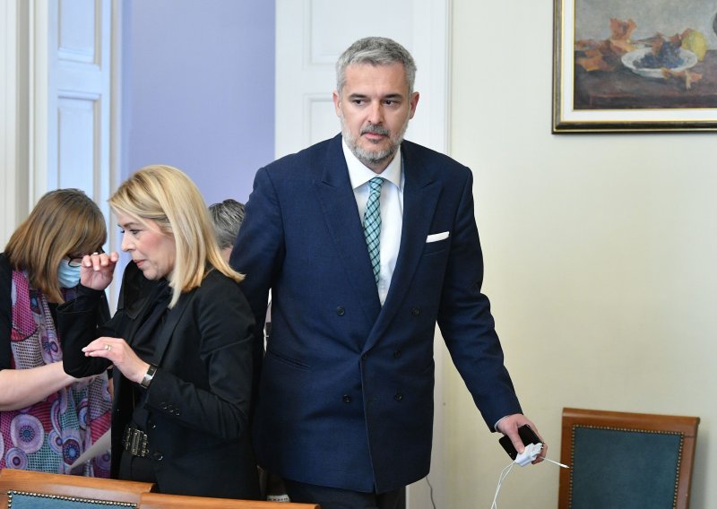 HDZ reagirao na Raspudićev podražaj: 'Dobro je, Raspušenko je evoluirao i prihvatio stajališta Vlade'