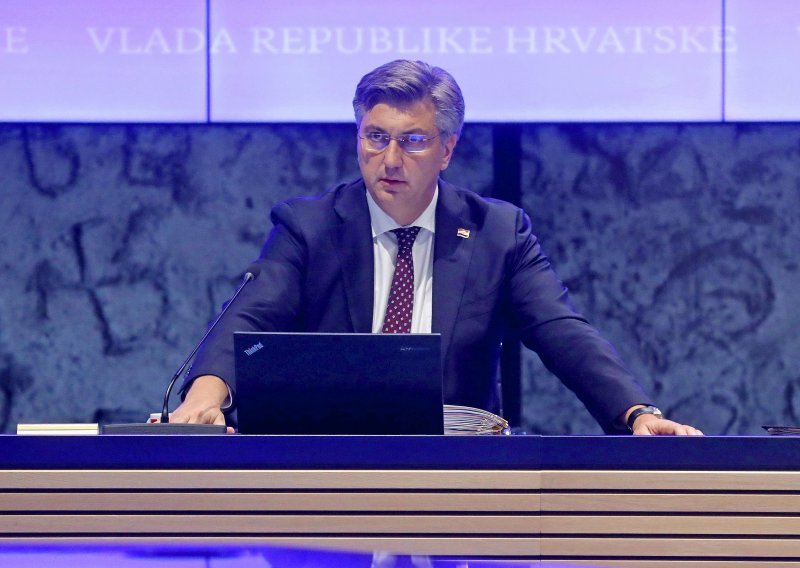 Plenković ponovio: Ruska nafta ne može doći u Hrvatsku pa ići prema Srbiji